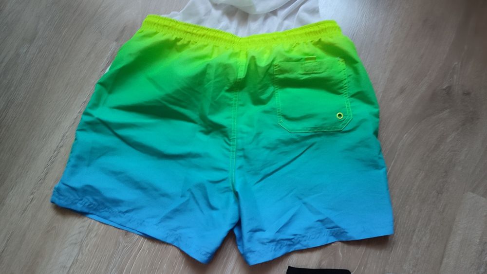 Szorty kąpielowe