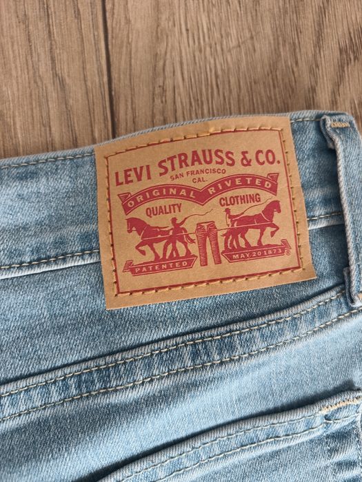 Jeansy dżinsy LEVIS 726 flare