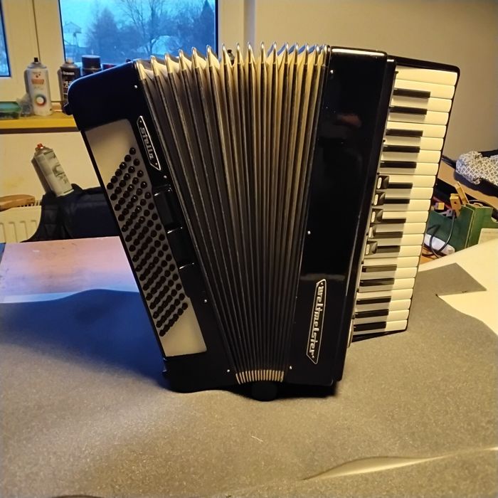 Akordeon Weltmeister Stella 96