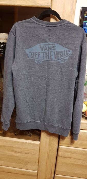 Bluza Vans medium szara
Stan idealny.
Dlugosc 7