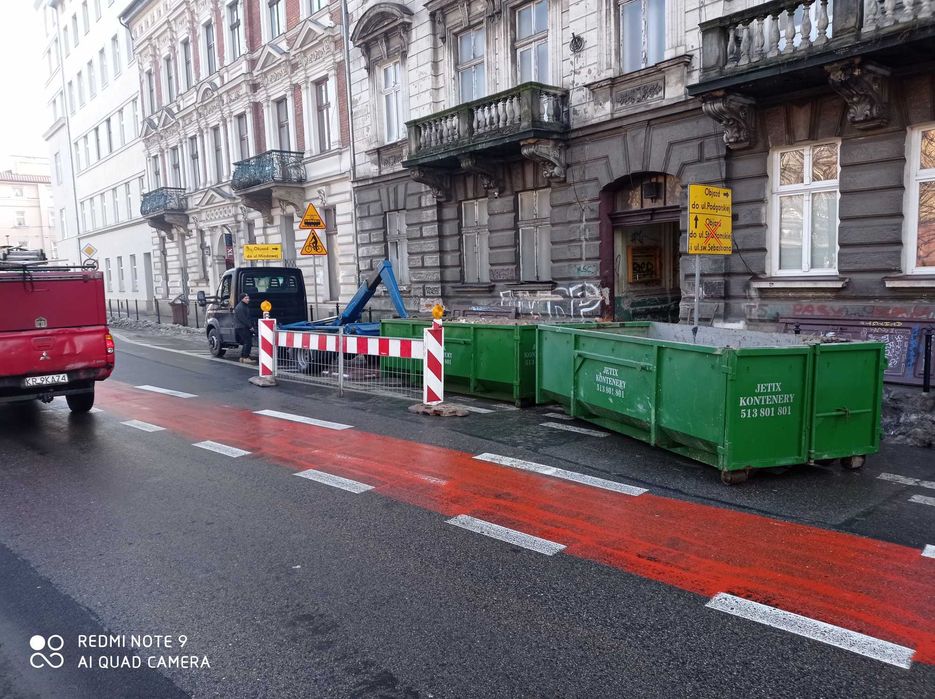 Wywóz Gruzu Drewna Złomu Kontenery Transport Betonu Kraków.