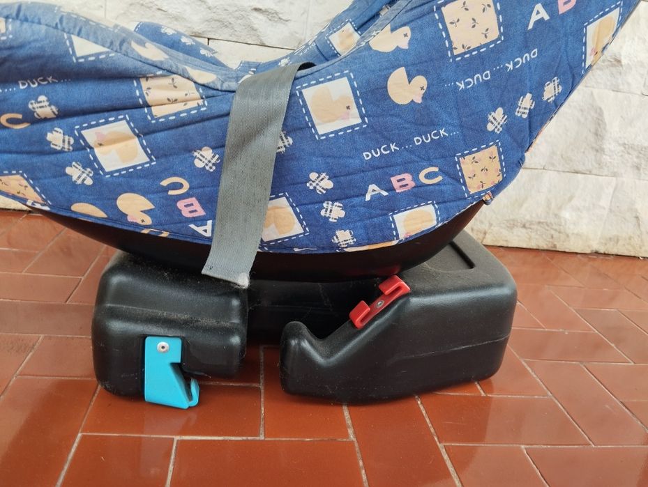 Cadeira auto para bebé Chicco robusta