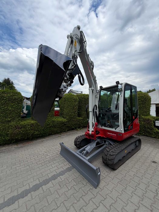 Minikoparka Takeuchi TB 240 V5  [4 tony] z Tiltrotatorem - Wyprzedaż rocznika! Leasing fabryczny!