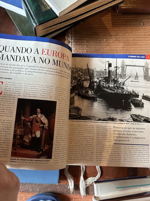 20th Century Book - Men, Women, and Events That Changed HISTORY.64398290145667121