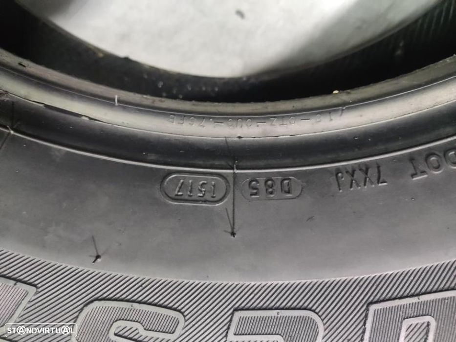 2 pneus semi novos 255-70r18 bridgestone - oferta dos portes
