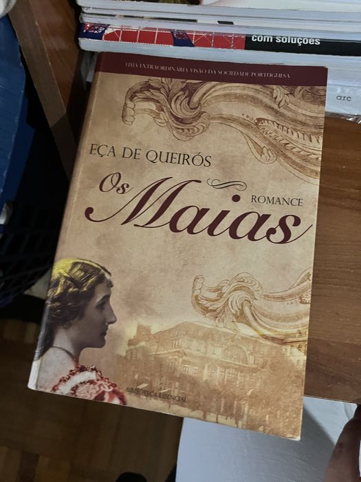 Trio de livros do secundario