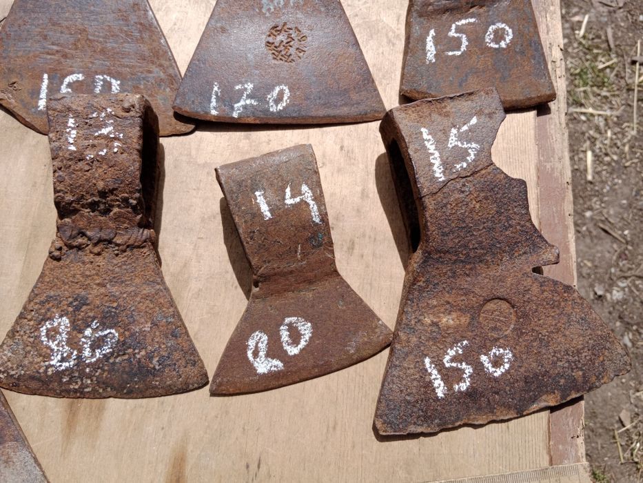 Сокири. Топори СССР. Ціни на фото