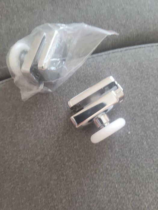 Rolki do kabiny prysznicowej