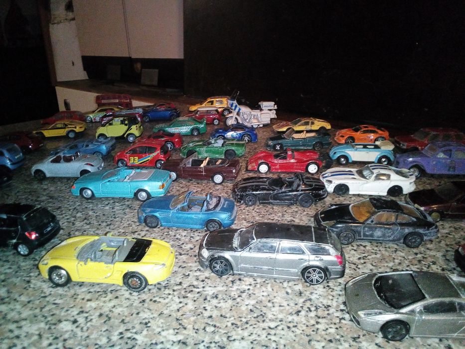 Conjunto de 45 Carrinhos Miniaturas Escala 1:43 Diversos