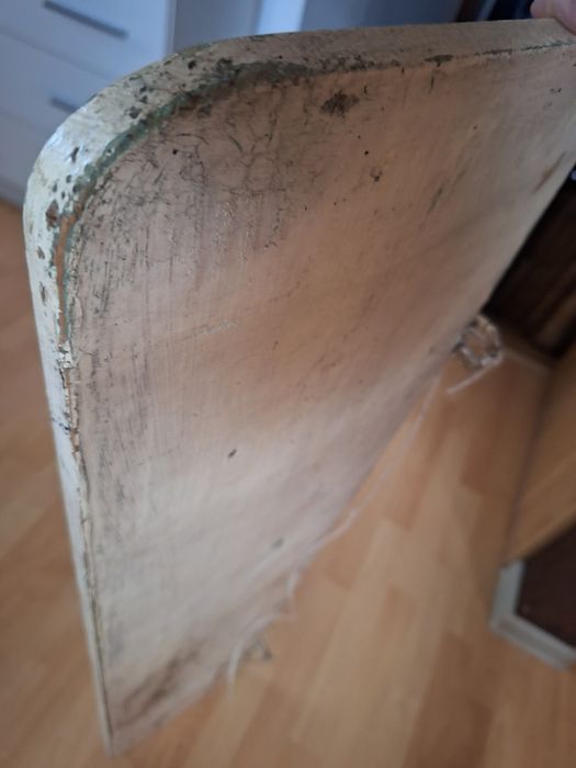 Stara, vintage ręcznie wykonana półka o wymiarach 101 cm na 24 cm. Wys