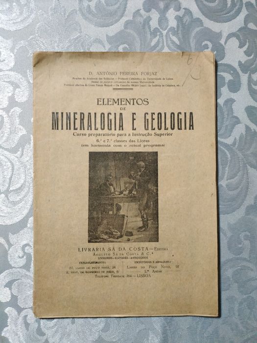 Livro Elementos de Mineralogia e Geologia de 1928