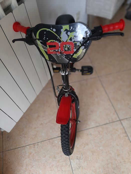 Bicicleta aro 16’  como nova