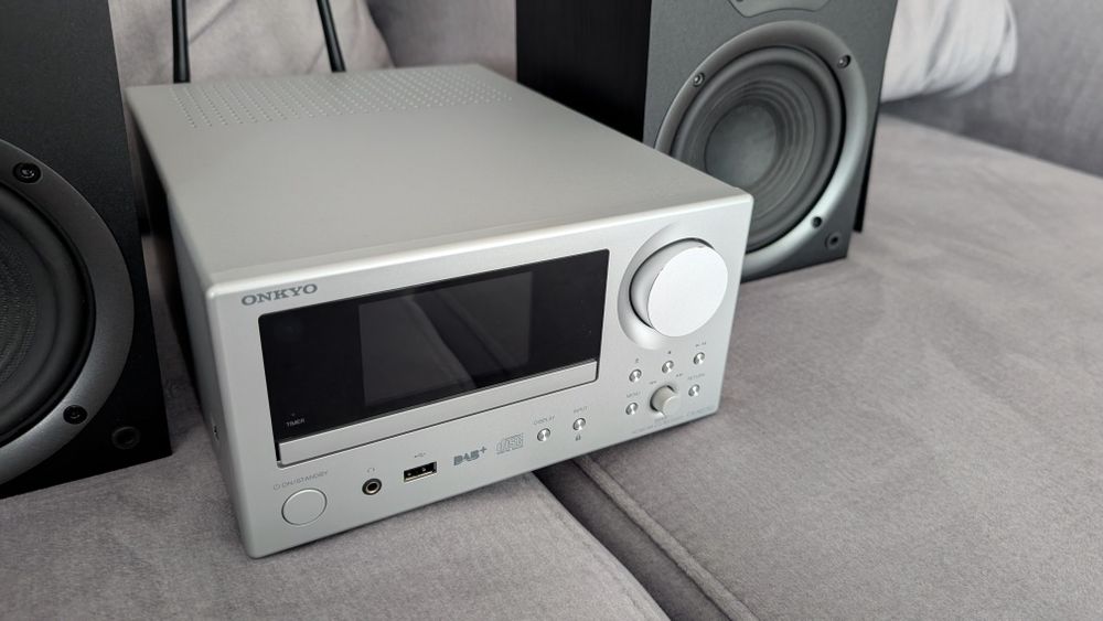 Amplituner Onkyo CR-N575D Wi-Fi Spotify Tidal CD BT Wi-Fi Class D