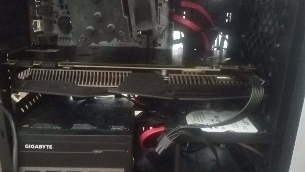 gtx 1070 asus rog strix