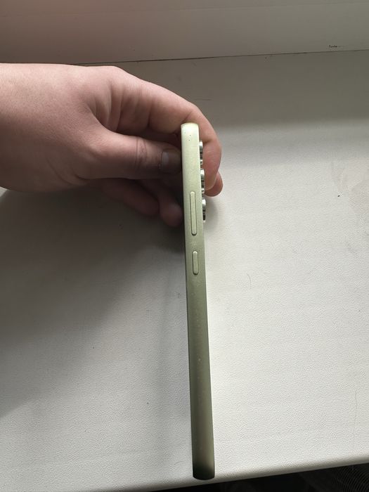 Продам Samsung Galaxy A54