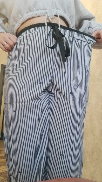 Штани вільного крою