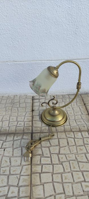 2 Candeeiros de mesa