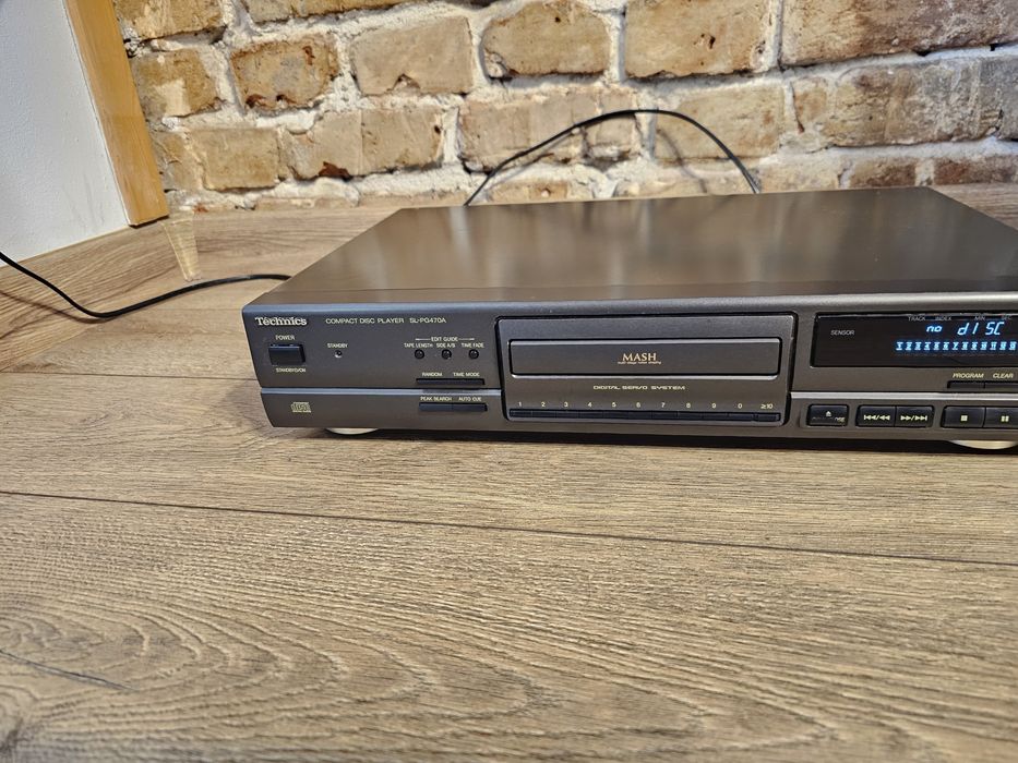 Odtwarzacz CD Technics SL-PG470A