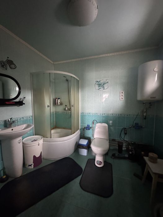 Продаж будинку в Боромлі