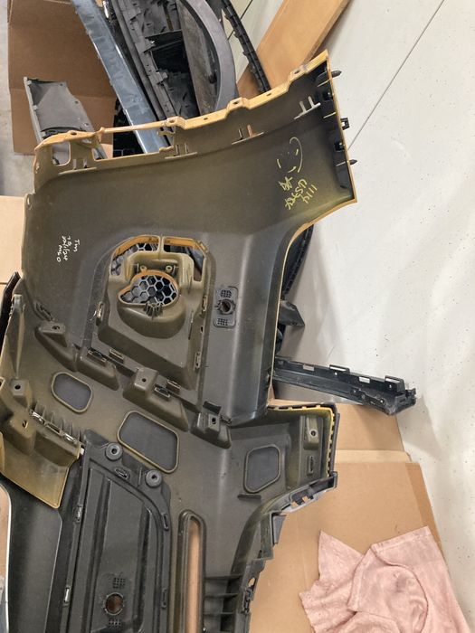 Ford Ranger Wildtrak 2022+ Zderzak Przód Przedni