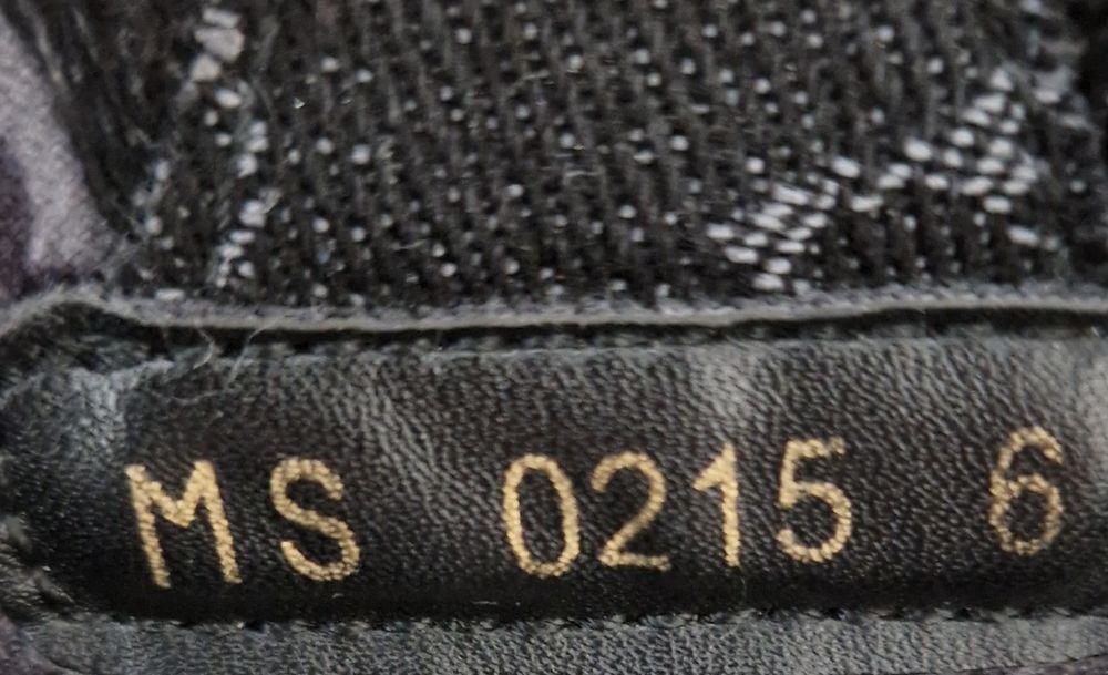 Lv skate swarovski