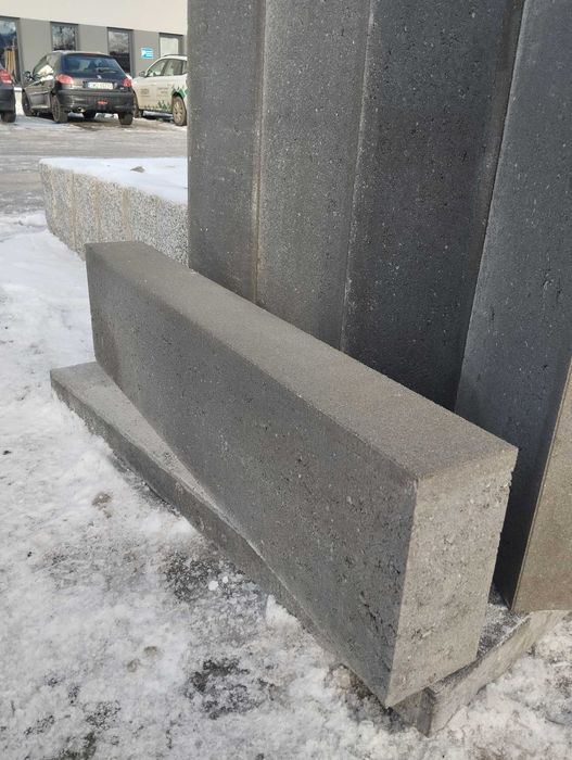 Opornik Betonowy duża palisada mur oporowy podwyższenie murek schody