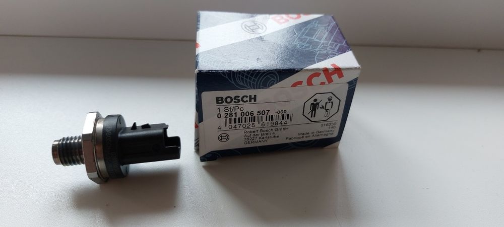 Датчик тиску палива 0281006507