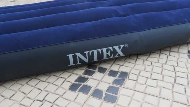 Colchões INTEX azul de casal e solteiro +máquina de enchimento