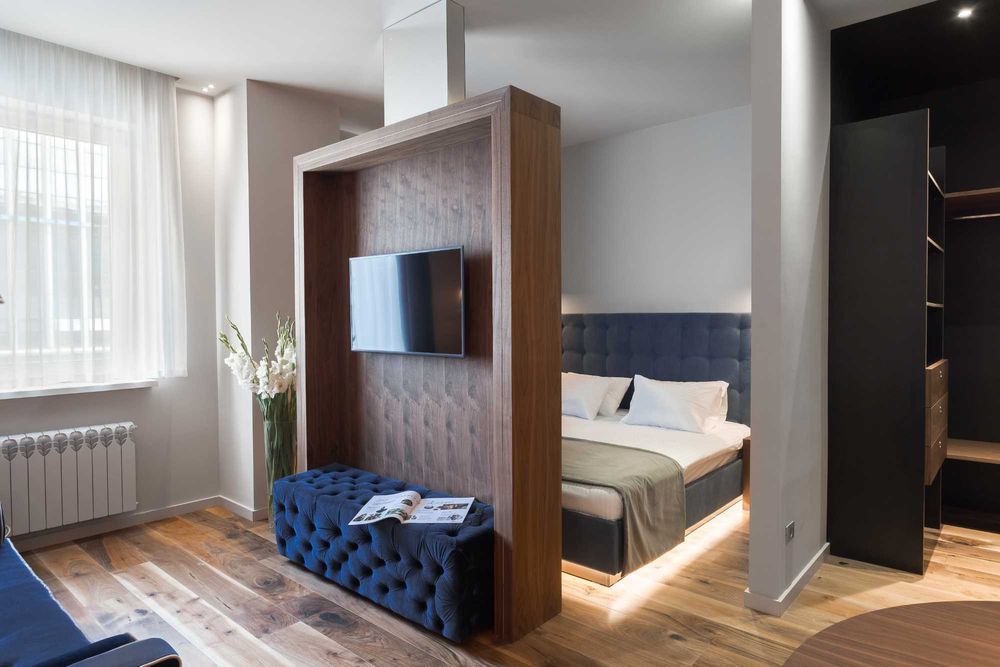 Люкс апартаменти у Центрі. ВКЛЮЧЕНО комун. та прибирання. БЕЗ КОМІСІЇ