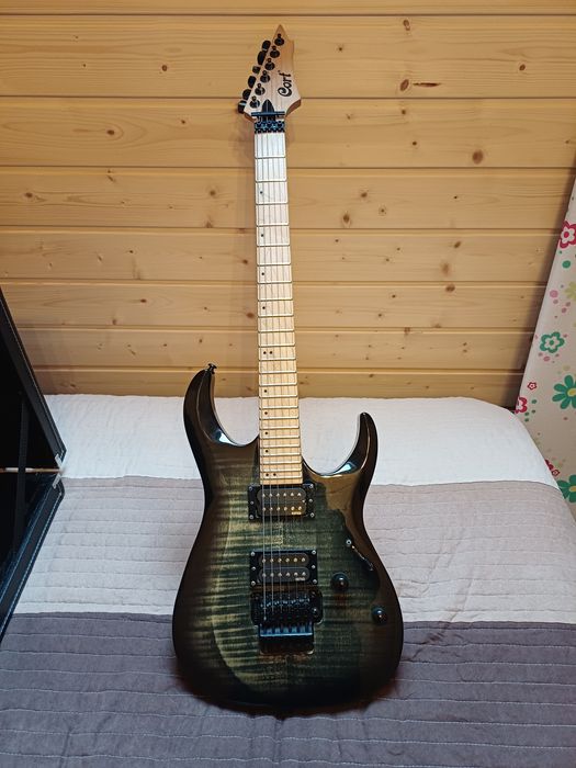 Gitara Cort x300