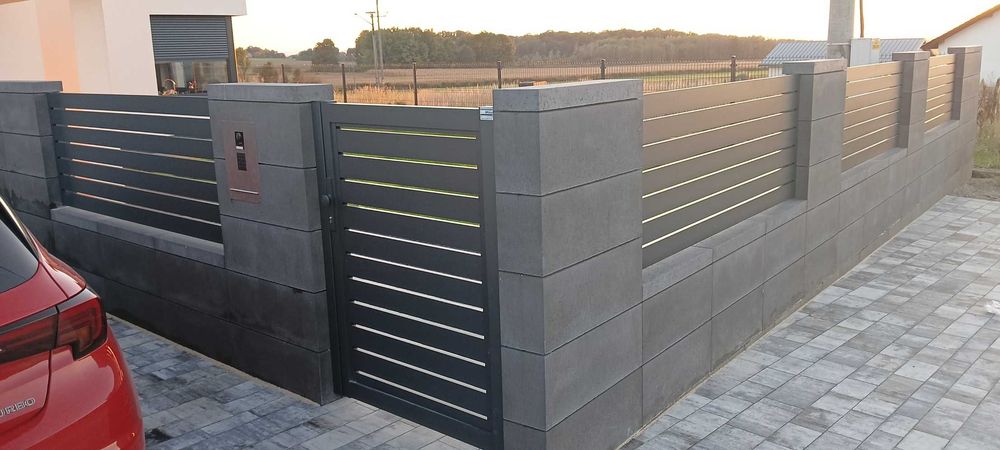 Nowoczesna brama aluminiowa model: Lamello Żaluzja bez prześwitu