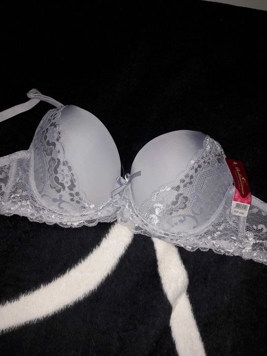 Nowe biustonosze damskie