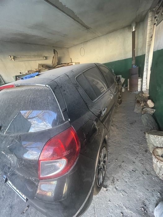 Разборка Renault clio 2011г 1.5 dci Шрот