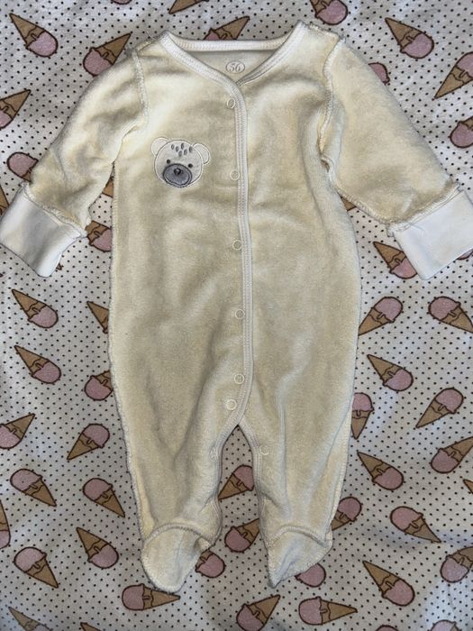 Дитячий одяг чоловічки бу, але носили тільки жовтий, інші нові