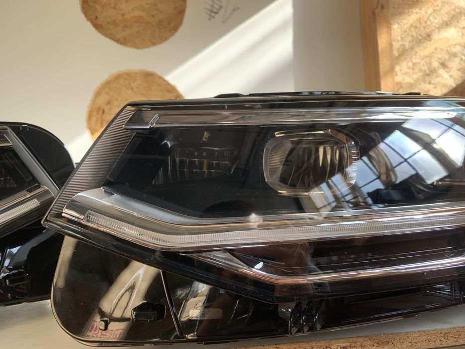 Фари ксинон з лінзою tiguan 21-23 рік тігуан