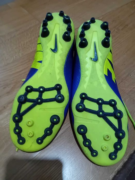 Chuteiras Nike Mercurial veloce tamanho 40