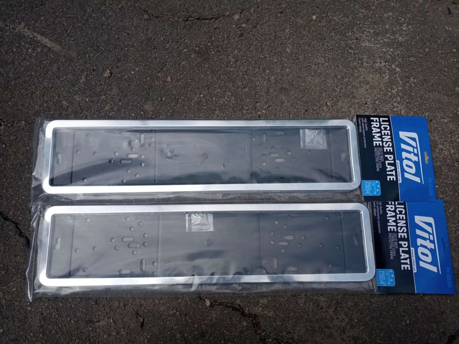 Номерні рамки з нержавіючої сталі, Рамка під номера автомобіля