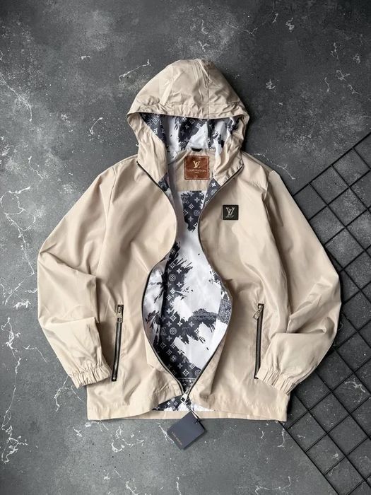 Вітровки LV,Stone Island моделі