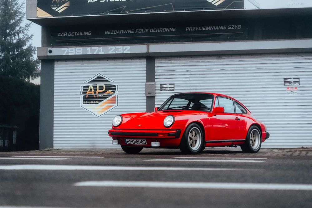 Porsche 911