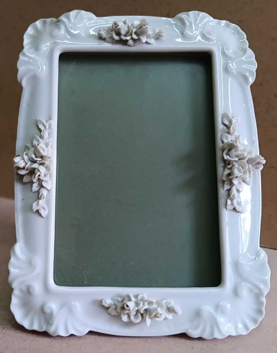 Porta-retratos raro em porcelana Vista Alegre