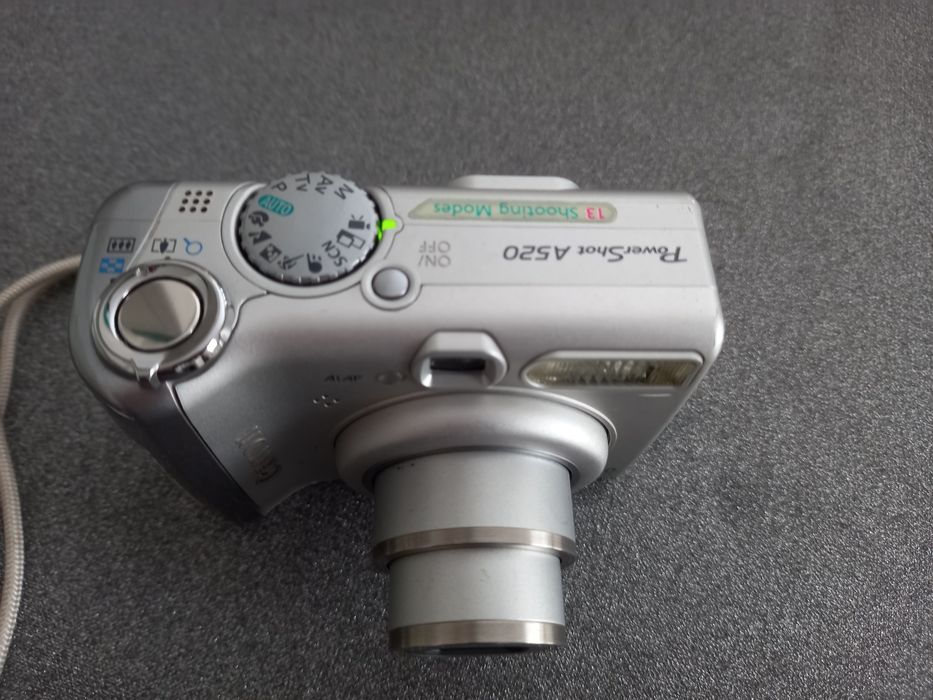 Canon Digital Camera 4.064740377852291121