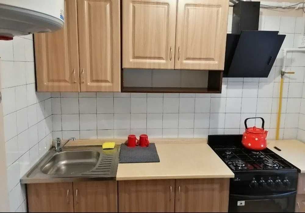 Продаж 2к квартири метро Дорогожичі у пішому доступі вул. Ольжича