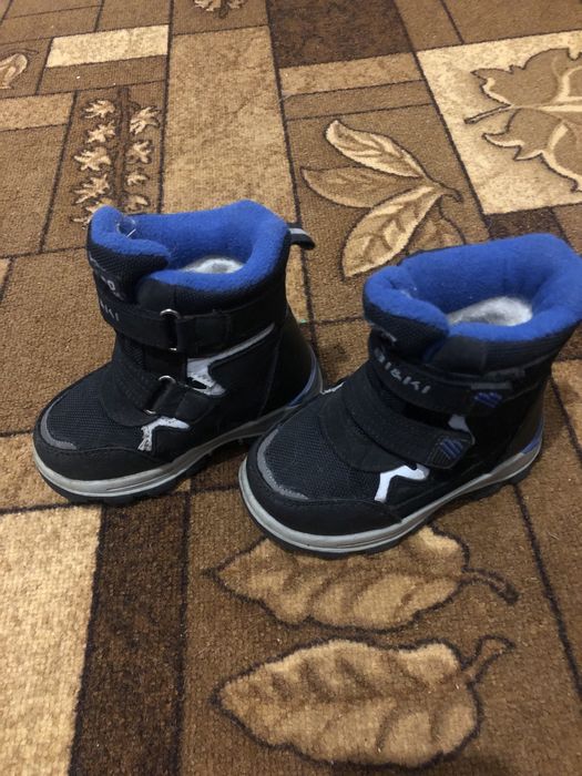 Продам дитяче взуття