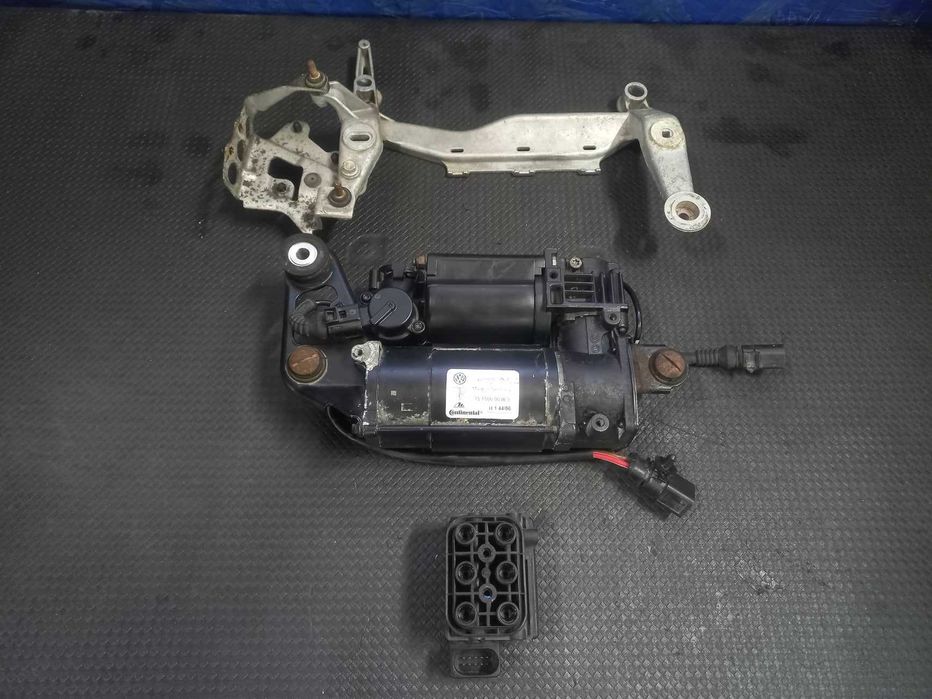 Компрессор Пневмоподвески / Пневмо Компресор Q7/Touareg/Туарег Cayenne