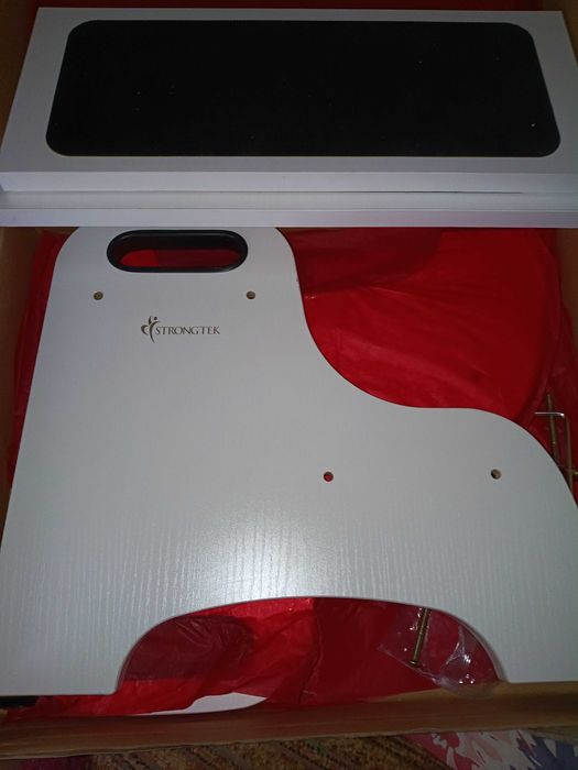 Drewniany stołek z dwoma stopniami