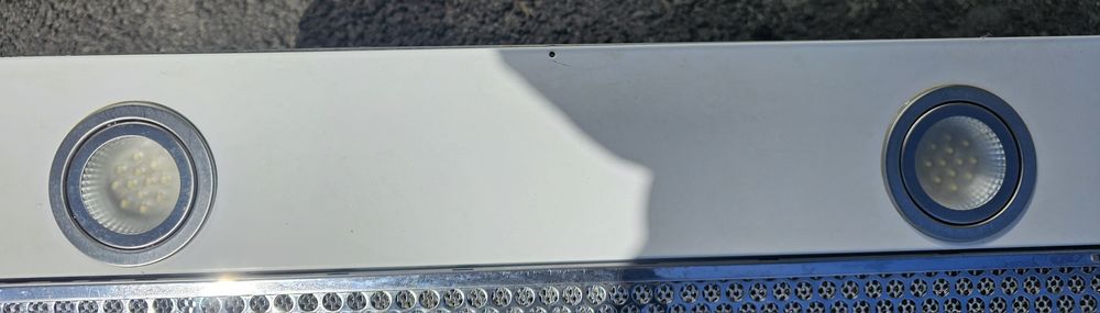 Okap kuchenny pod zabudowę z oswietleniem