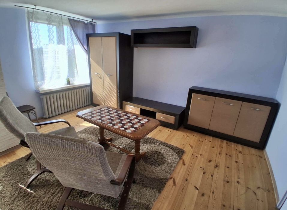 Mieszkanie 49m2, balkon, piwnica 2 pokoje. Ul. Mickiewicza