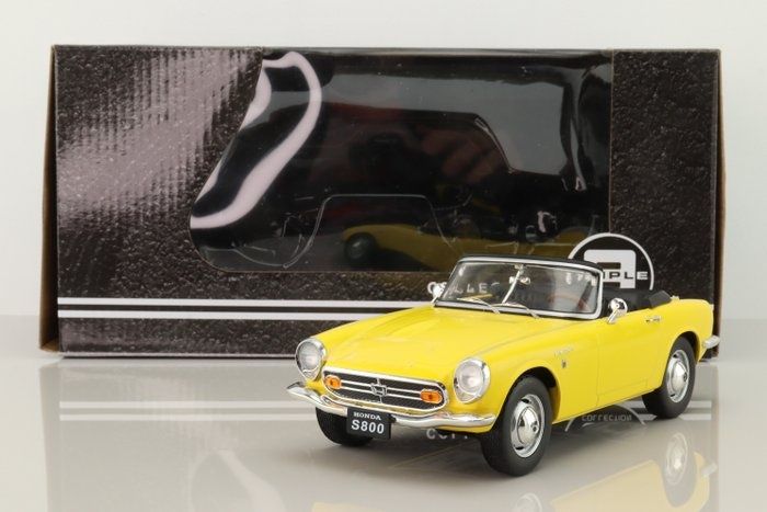Triple 9: Honda S800 descapotável 1/18