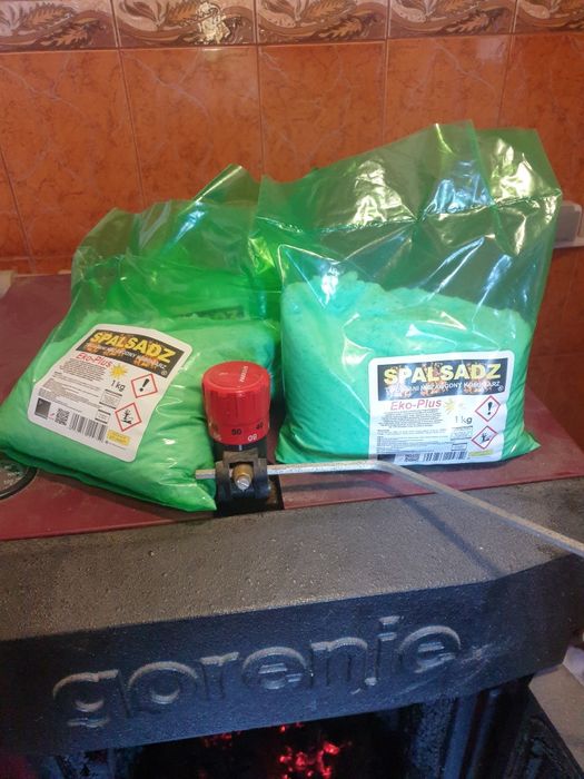 Очиститель дымохода от сажи SPALSADZ (1кг)