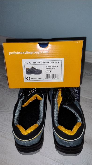 Obuwie ochronne robocze 42